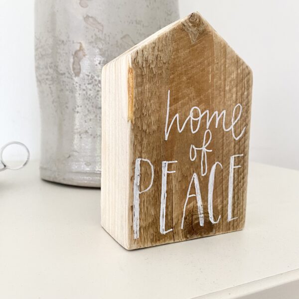 Häuschen „home of peace“ – Bild 2
